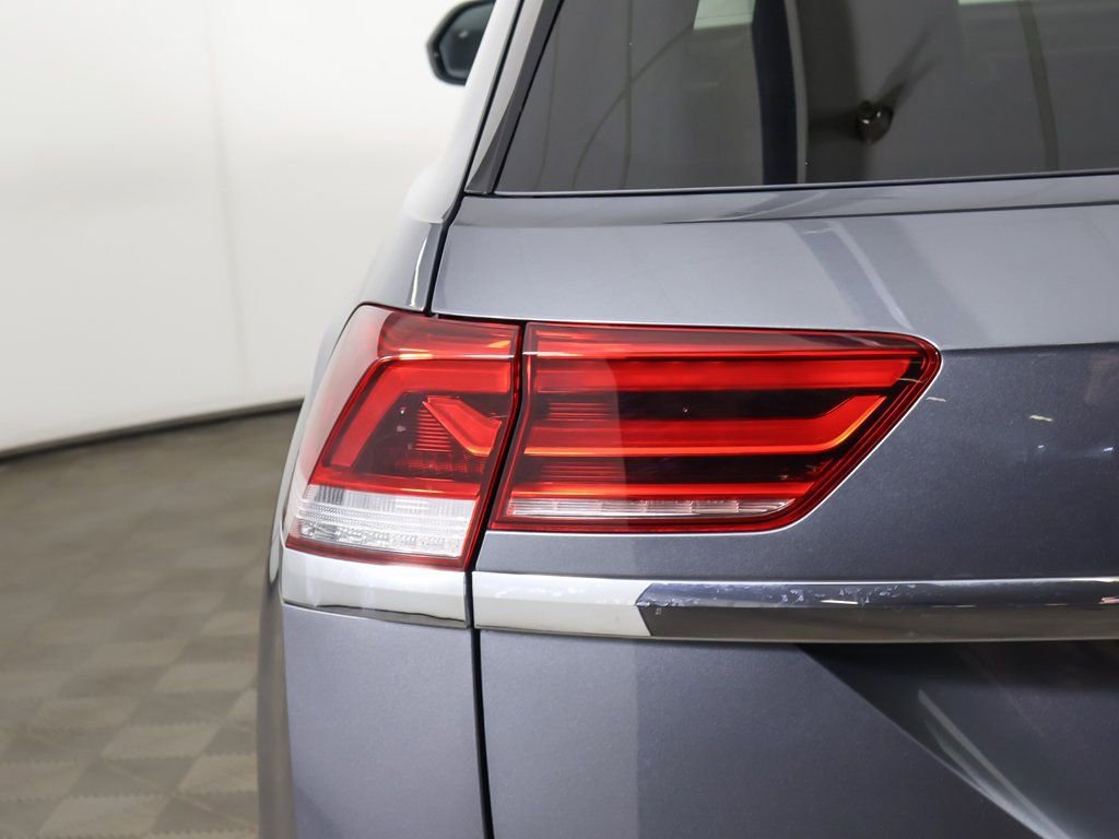 Used 2020 Volkswagen Atlas Cross Sport SE image 15