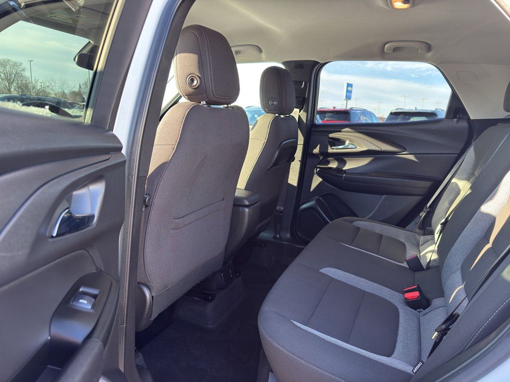 Used 2023 Chevrolet TrailBlazer LT w/ Convenience Package image 29