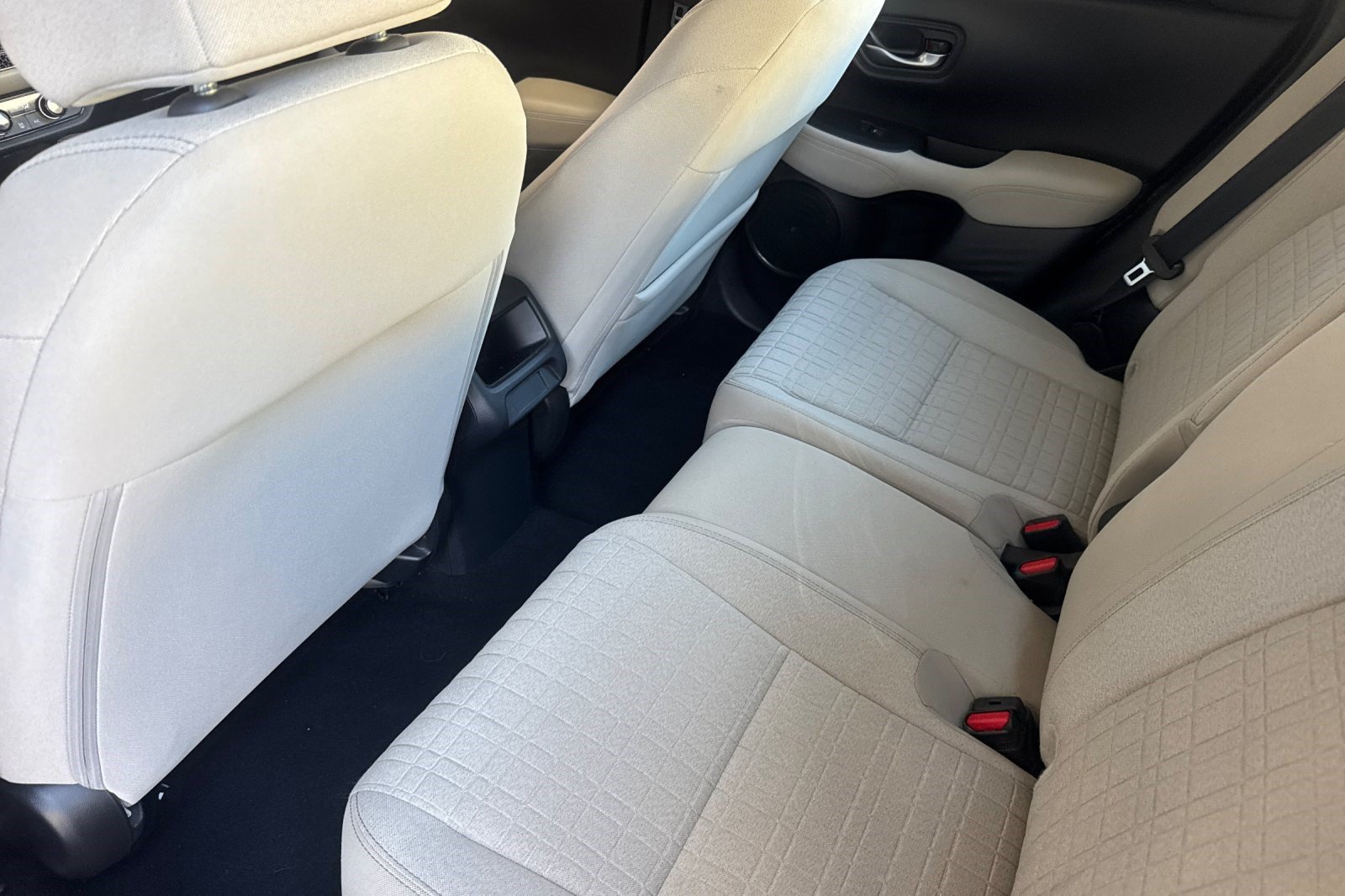 Used 2024 Honda HR-V LX image 25