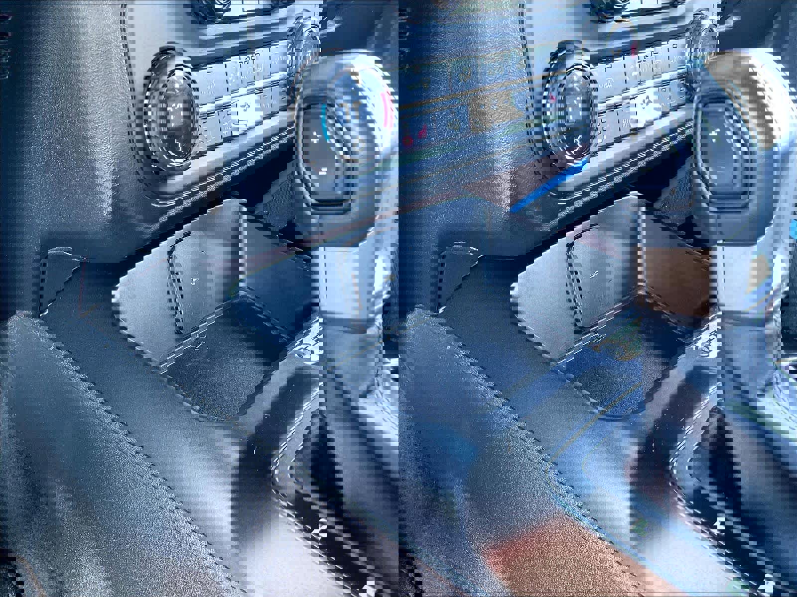 Used 2021 Ford Bronco Outer Banks image 36