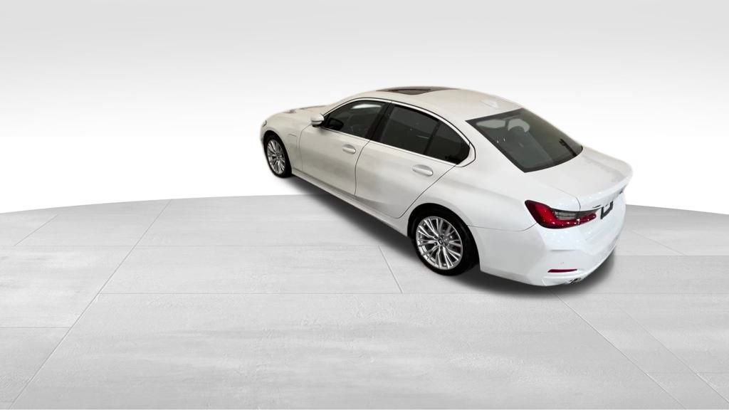 Used 2024 BMW 330e xDrive image 20