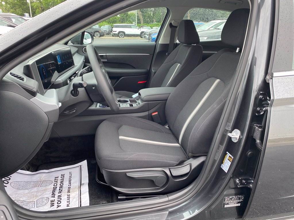 New 2026 Hyundai Sonata SE FWD image 12