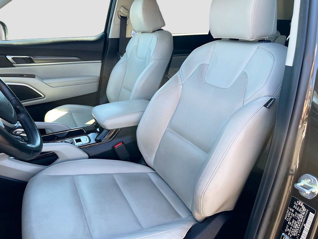 Used 2022 Kia Telluride S image 21