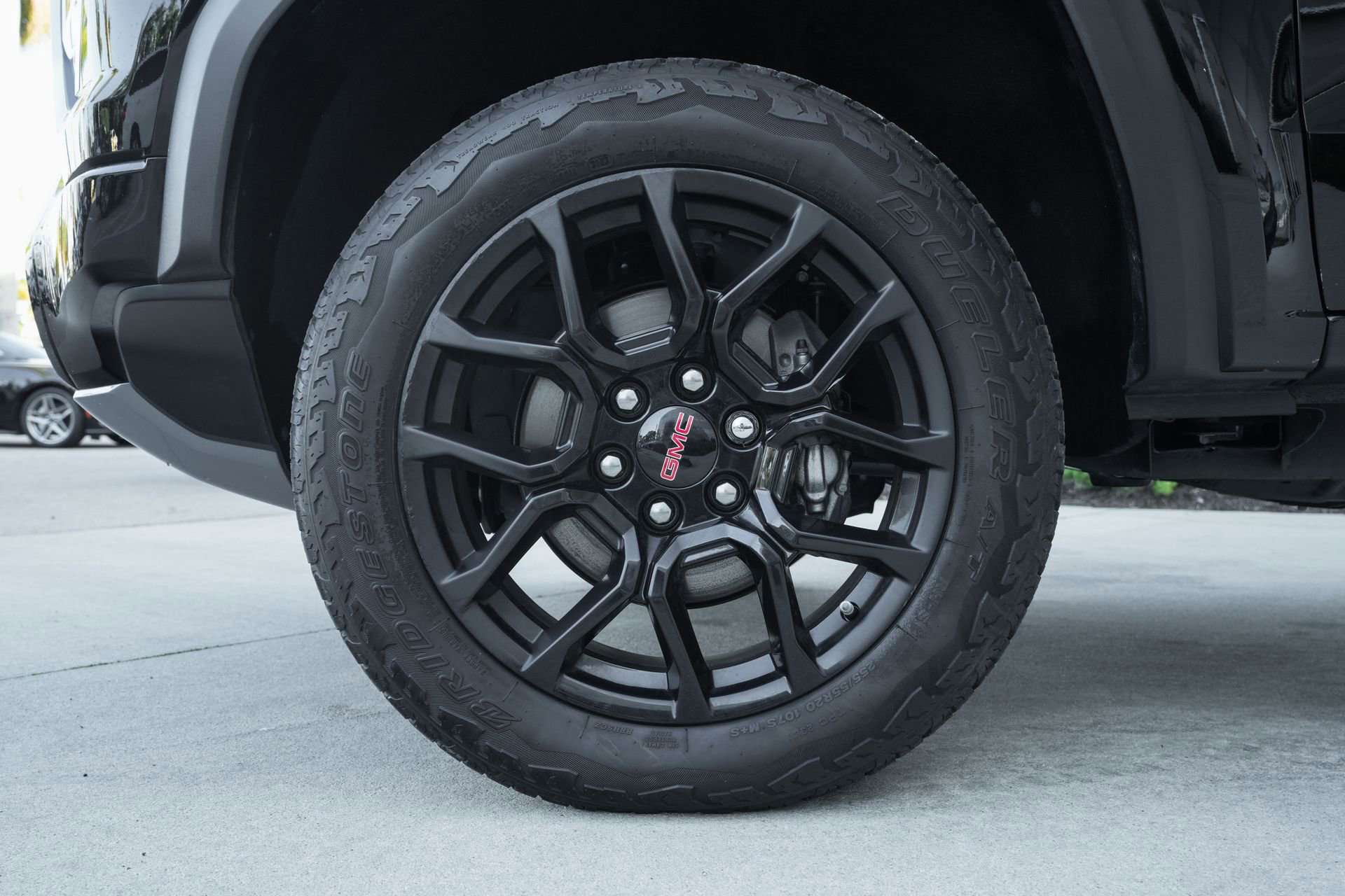 Used 2024 GMC Canyon Denali w/ LPO, Denali Black Edition image 30