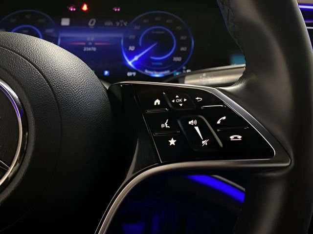 Used 2023 Mercedes-Benz EQS 580 4MATIC Sedan image 41