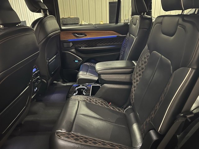 Used 2021 Jeep Grand Cherokee L Summit image 18