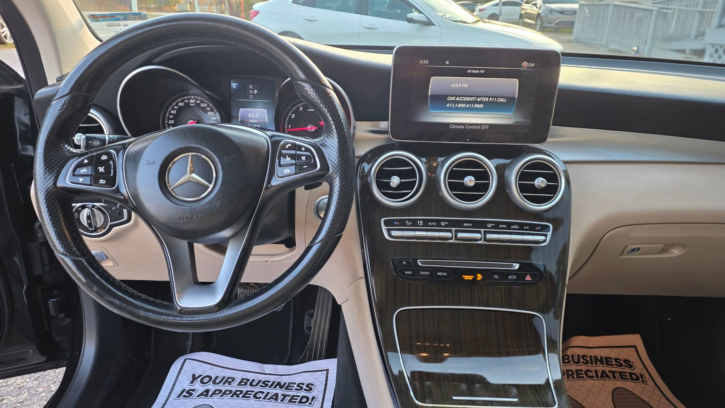 Used 2016 Mercedes-Benz GLC 300 image 11