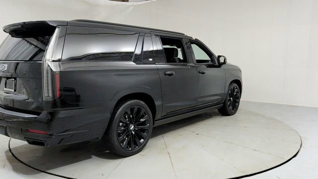 Certified 2026 Cadillac Escalade ESV Sport w/ LPO, ONYX Package image 5