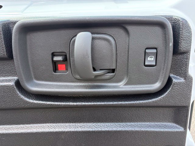 Used 2025 GMC Savana 2500 w/ Driver Convenience Package RWD image 8