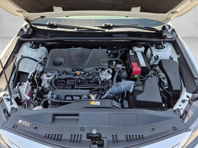 Used 2022 Toyota Camry XSE FWD image 21