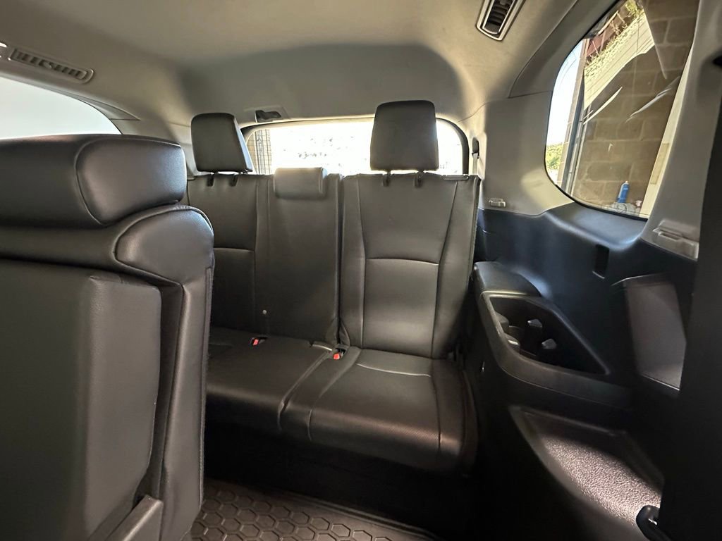 Used 2024 Toyota Grand Highlander XLE image 30
