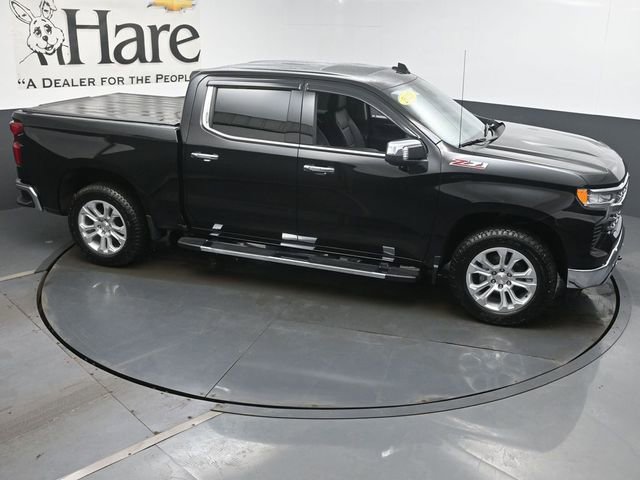 Used 2023 Chevrolet Silverado 1500 LTZ w/ LTZ Premium Package image 36