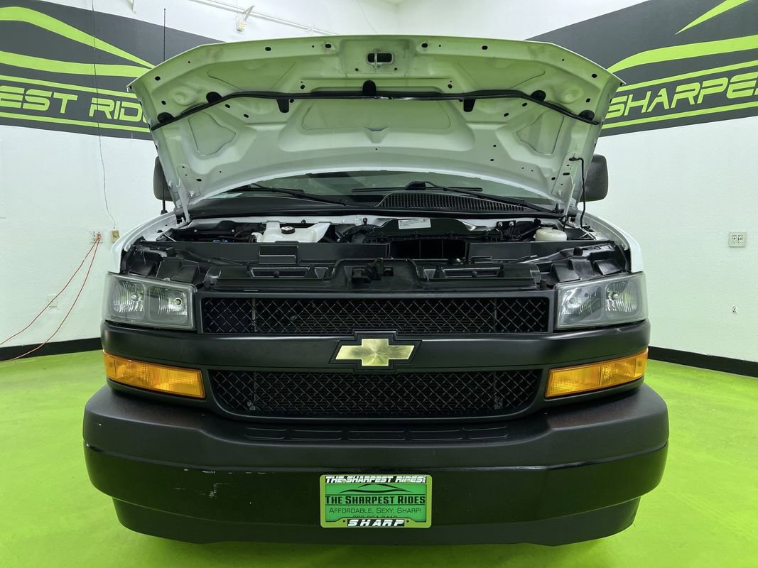 Used 2020 Chevrolet Express 2500 w/ Driver Convenience Package RWD image 4