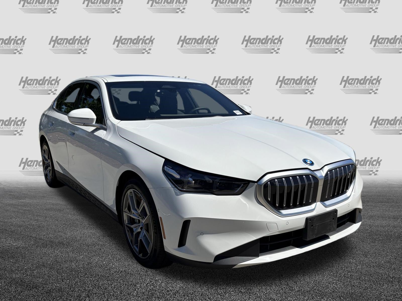 Certified 2024 BMW i5 eDrive40i w/ Convenience Package RWD image 2