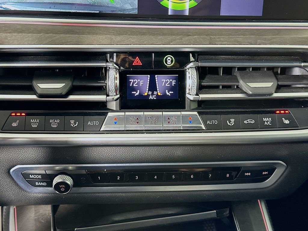 Used 2020 BMW X5 xDrive40i w/ Premium Package image 16