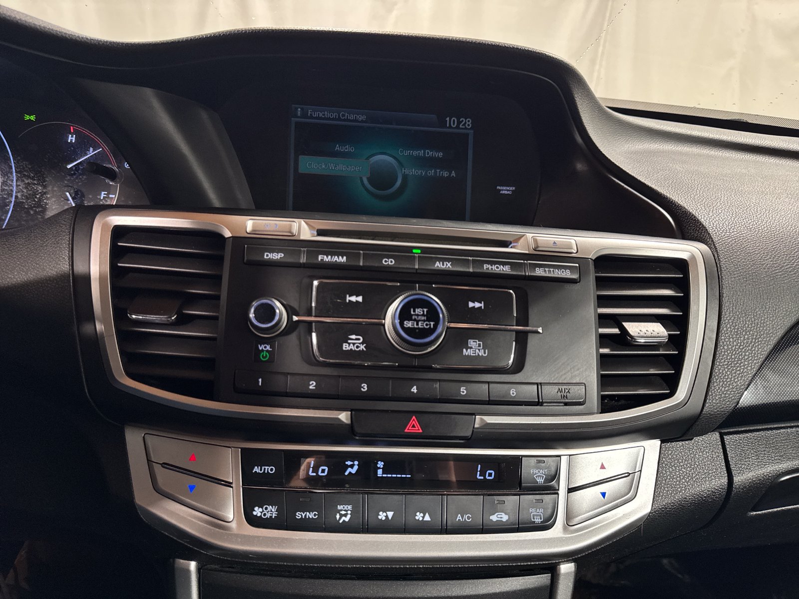 Used 2015 Honda Accord Sport image 21