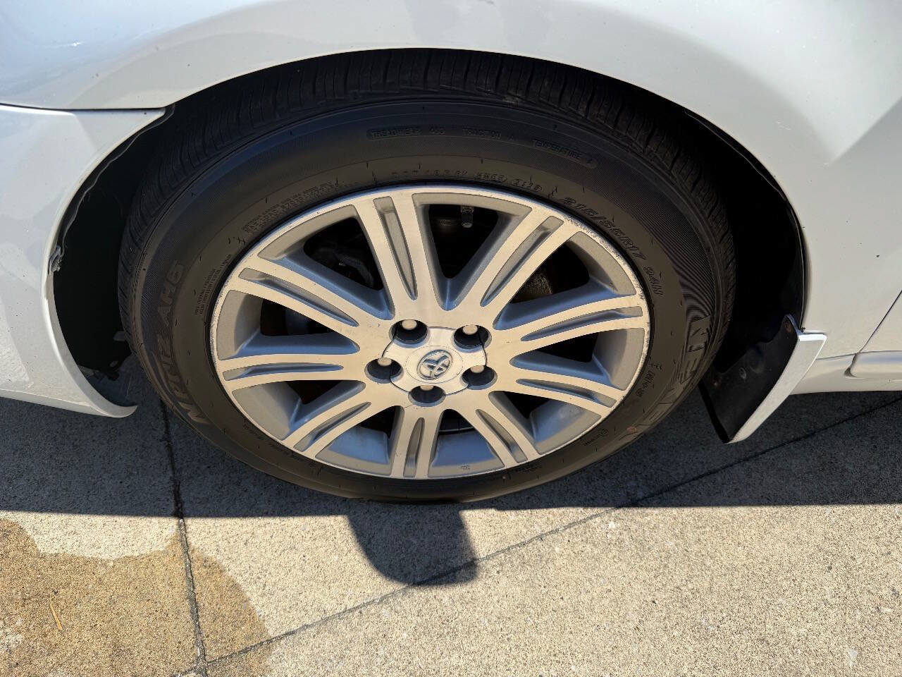 Used 2008 Toyota Avalon Limited FWD image 6