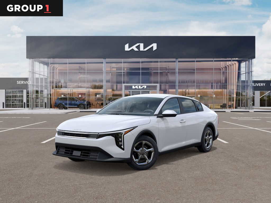 New 2026 Kia K4 LXS