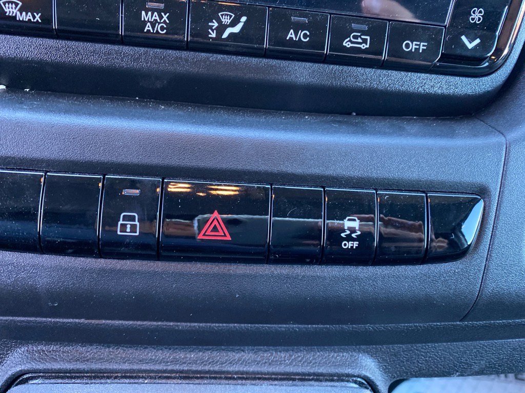 Used 2025 RAM ProMaster 2500 w/ Storage Group image 12