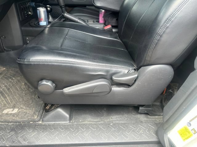 Used 2012 Toyota FJ Cruiser 4WD w/ Upgrade Pkg image 9