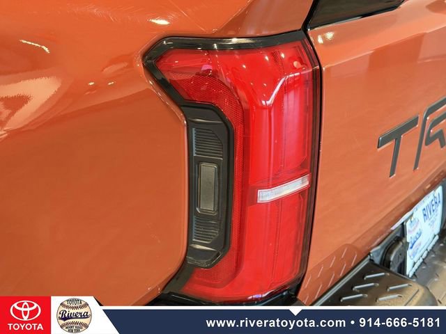 Used 2024 Toyota Tacoma TRD Pro AWD/4WD image 10