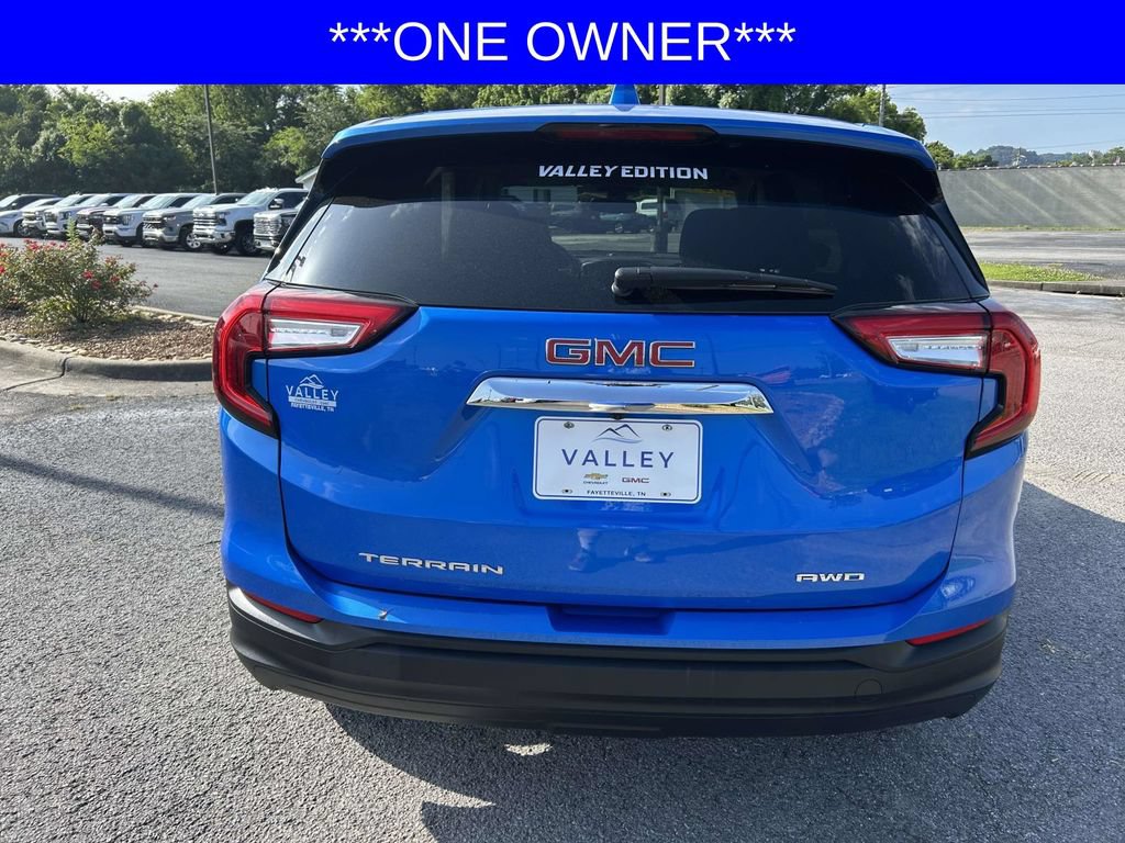 Used 2024 GMC Terrain SLE AWD/4WD image 5
