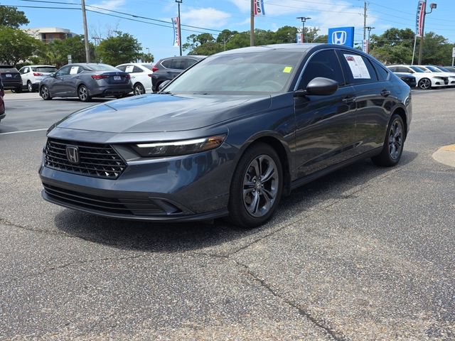 Used 2023 Honda Accord EX image 8