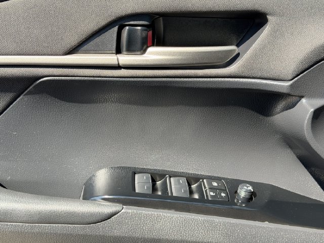 Used 2025 Toyota Camry LE FWD image 22