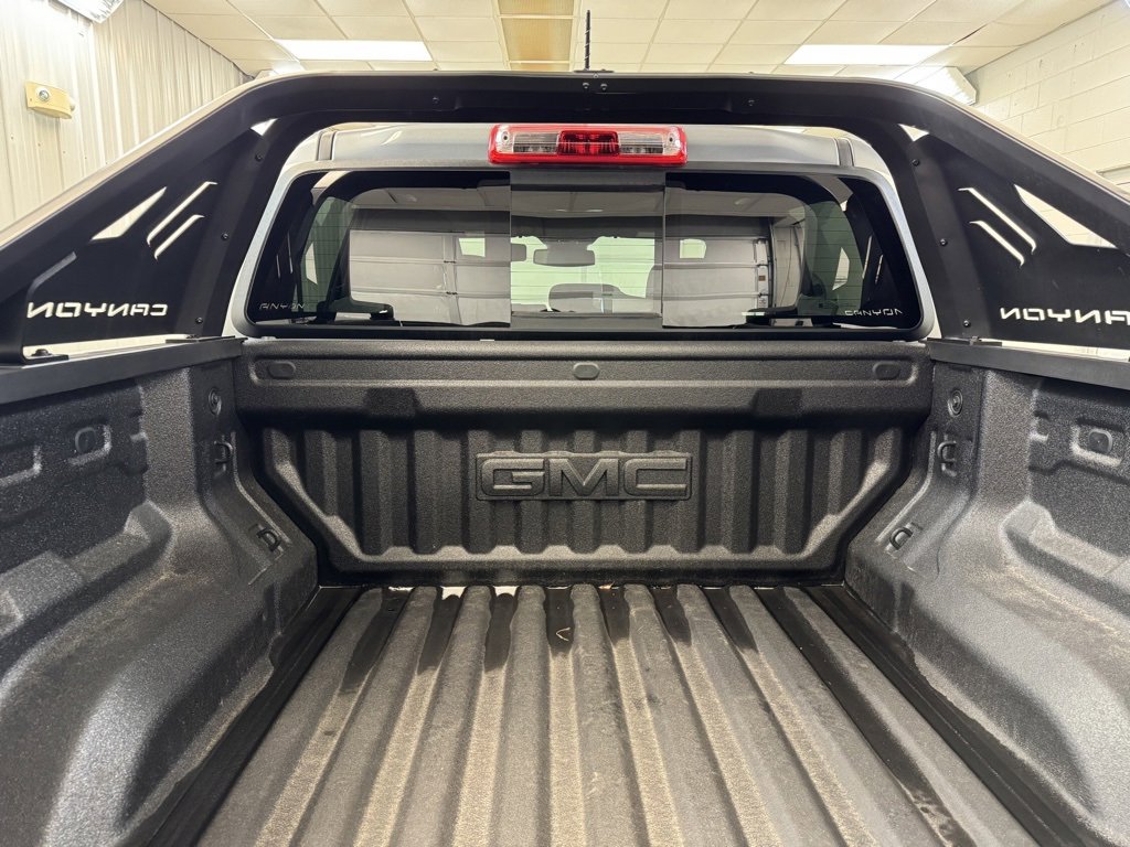 New 2025 GMC Canyon AT4 w/ Nightfall Edition image 23