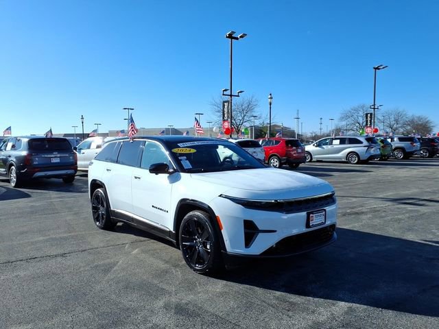 Used 2024 Jeep Wagoneer Launch Edition image 5