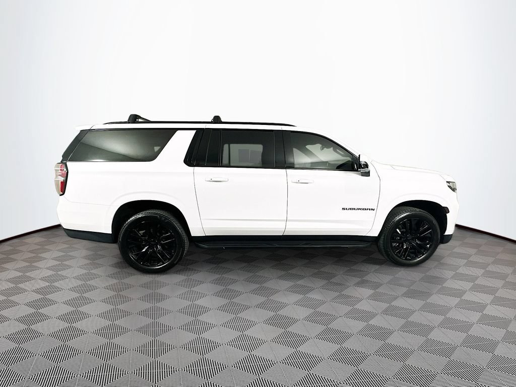 Used 2022 Chevrolet Suburban RST w/ Luxury Package AWD/4WD image 13