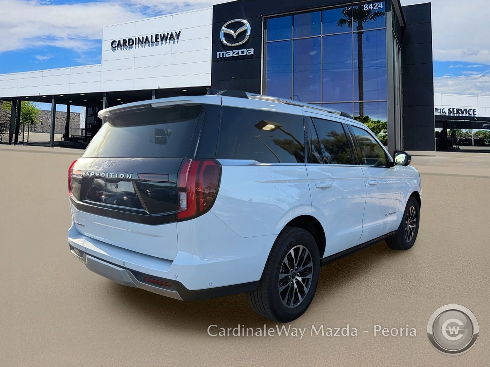 Used 2025 Ford Expedition Platinum AWD/4WD image 4