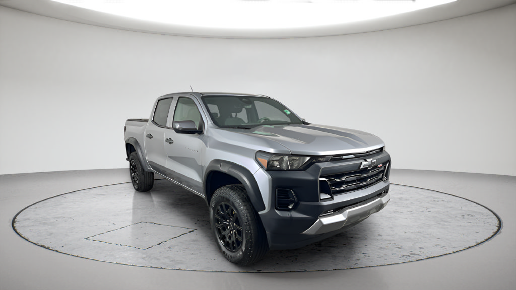 Used 2025 Chevrolet Colorado Trail Boss AWD/4WD image 6