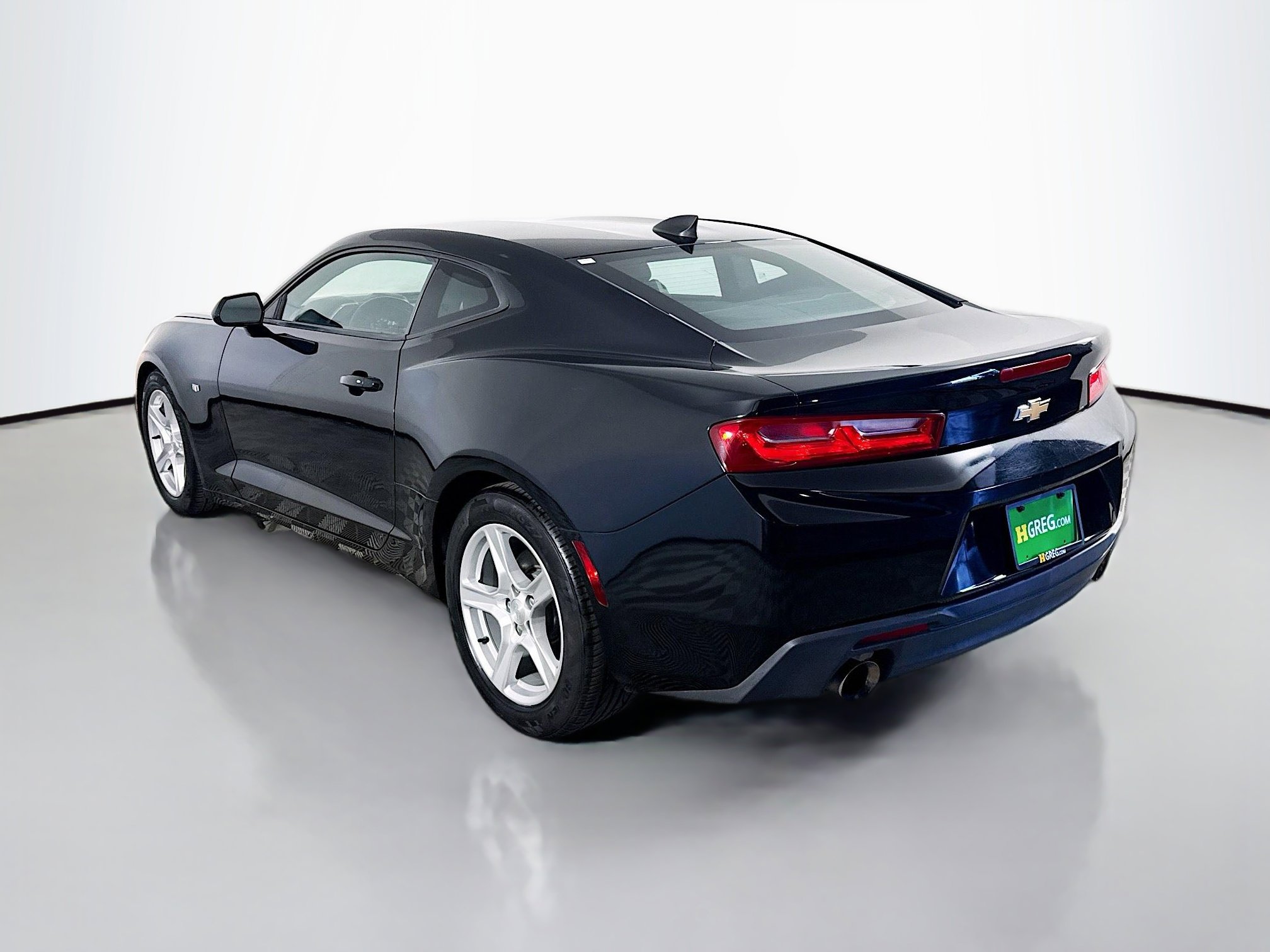 Used 2017 Chevrolet Camaro LT image 7