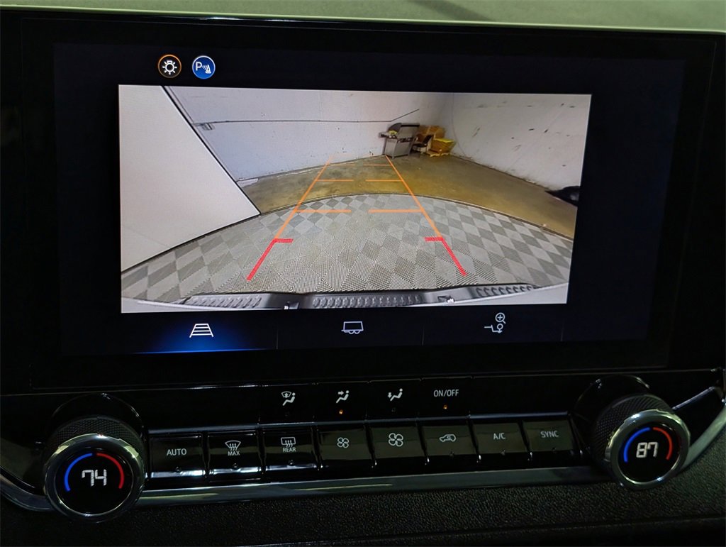 Used 2025 Chevrolet Colorado Trail Boss image 18