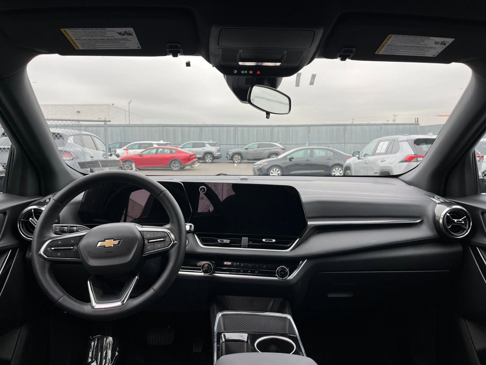 Used 2025 Chevrolet Equinox LT image 32