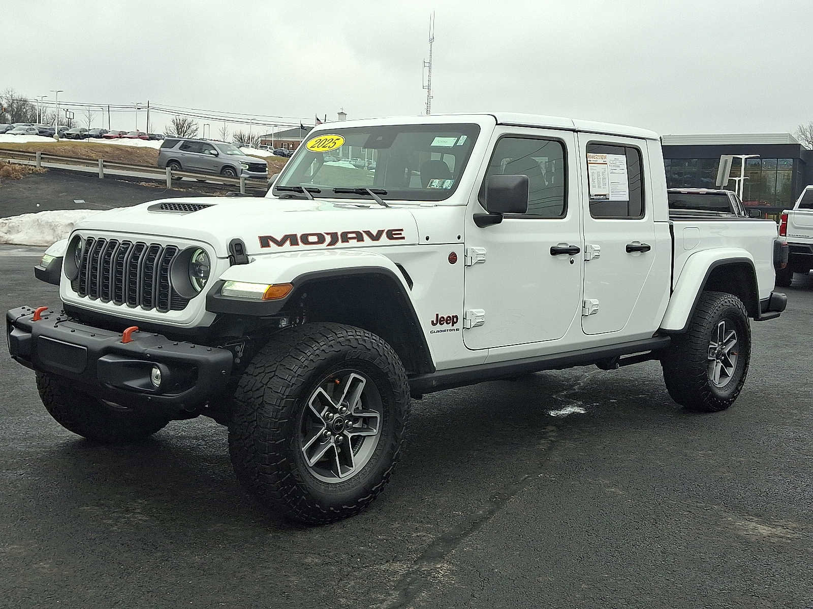 Used 2025 Jeep Gladiator Mojave AWD/4WD image 3