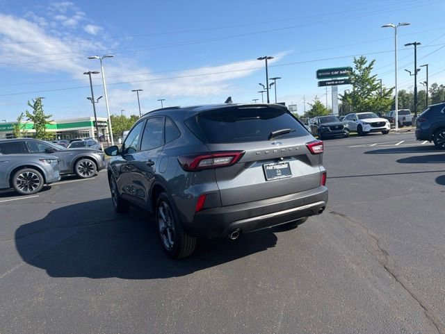 Used 2025 Ford Escape ST-Line FWD image 15