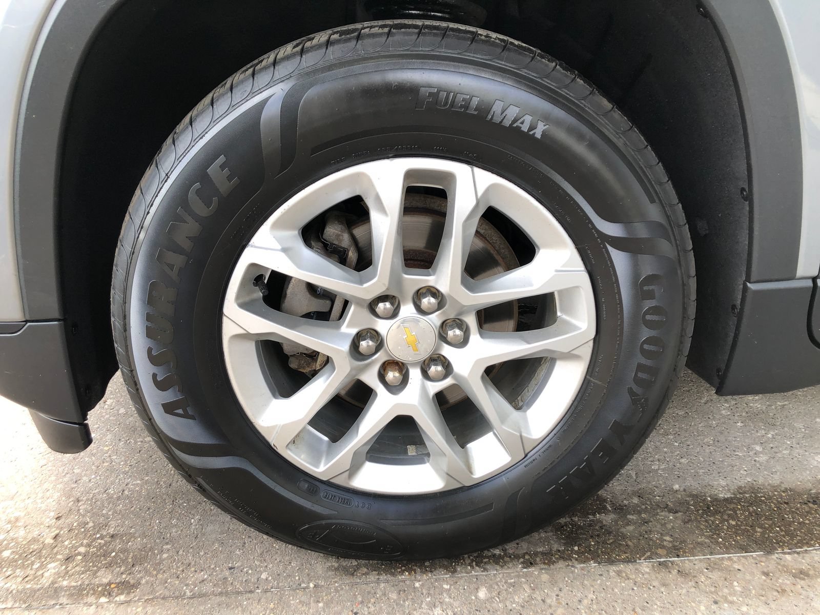Used 2018 Chevrolet Traverse LS FWD image 4
