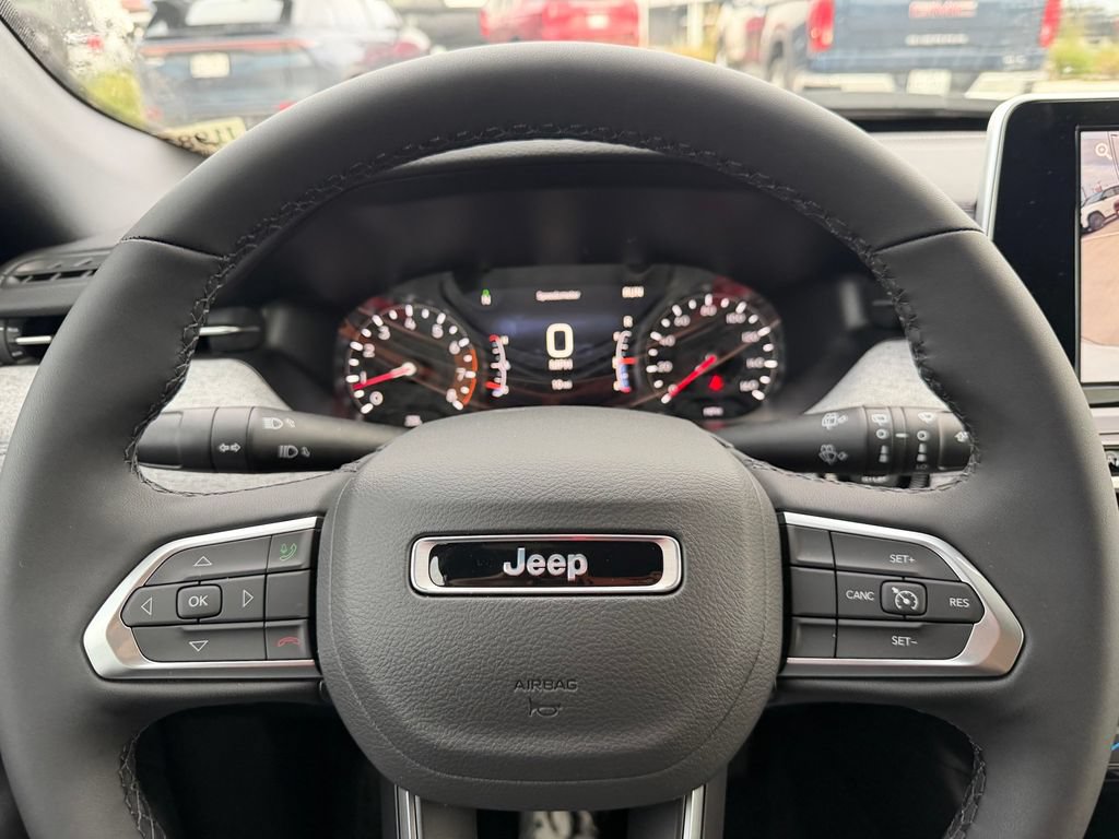 New 2026 Jeep Compass Latitude AWD/4WD image 22