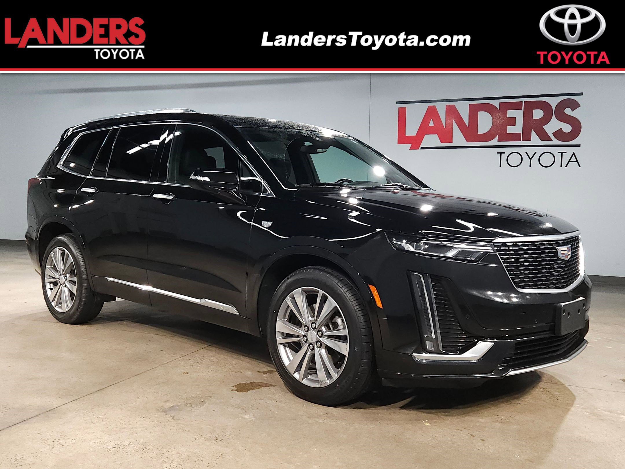 Used 2024 Cadillac XT6 Premium Luxury image 1