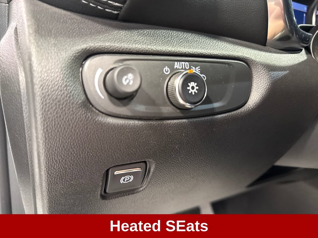 Used 2024 Chevrolet Blazer LT w/ Convenience Package FWD image 9
