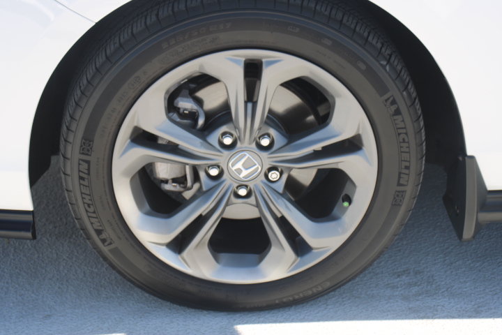 Used 2024 Honda Accord EX image 9