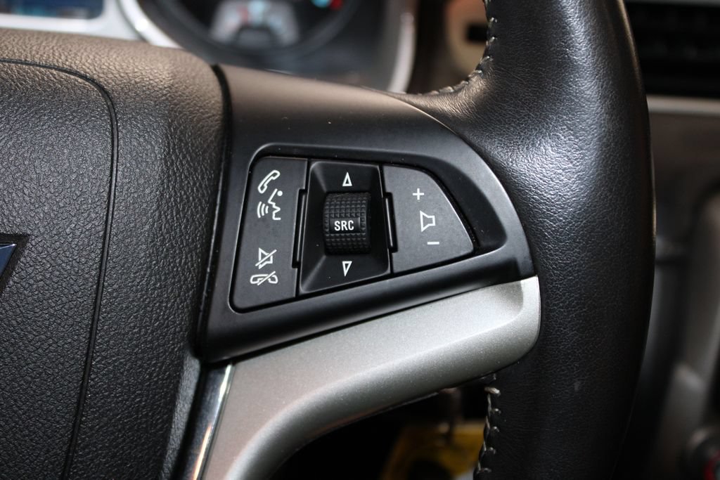 Used 2015 Chevrolet Camaro SS RWD image 31