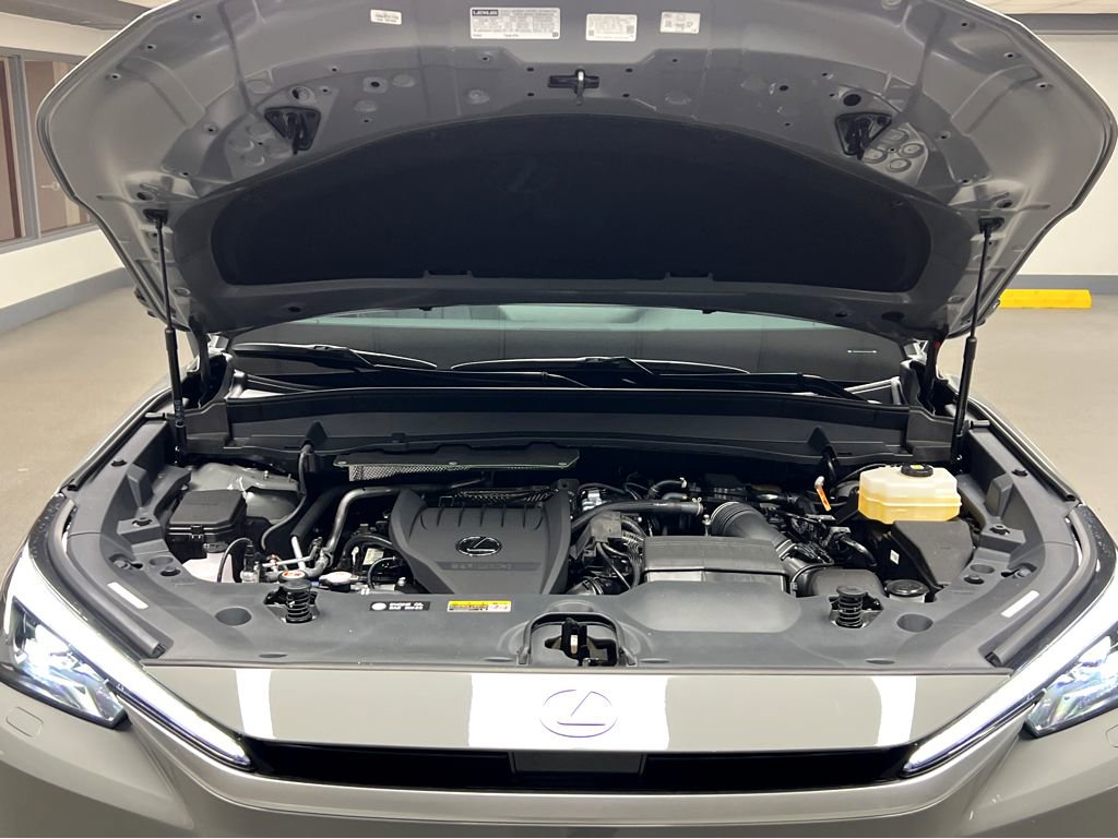 New 2026 Lexus TX 500h AWD image 25