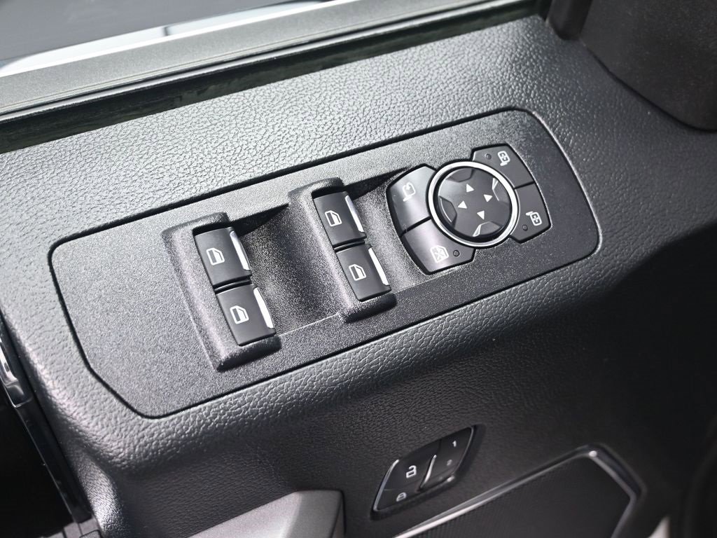 Used 2019 Ford F150 Platinum w/ Equipment Group 701A Luxury image 11