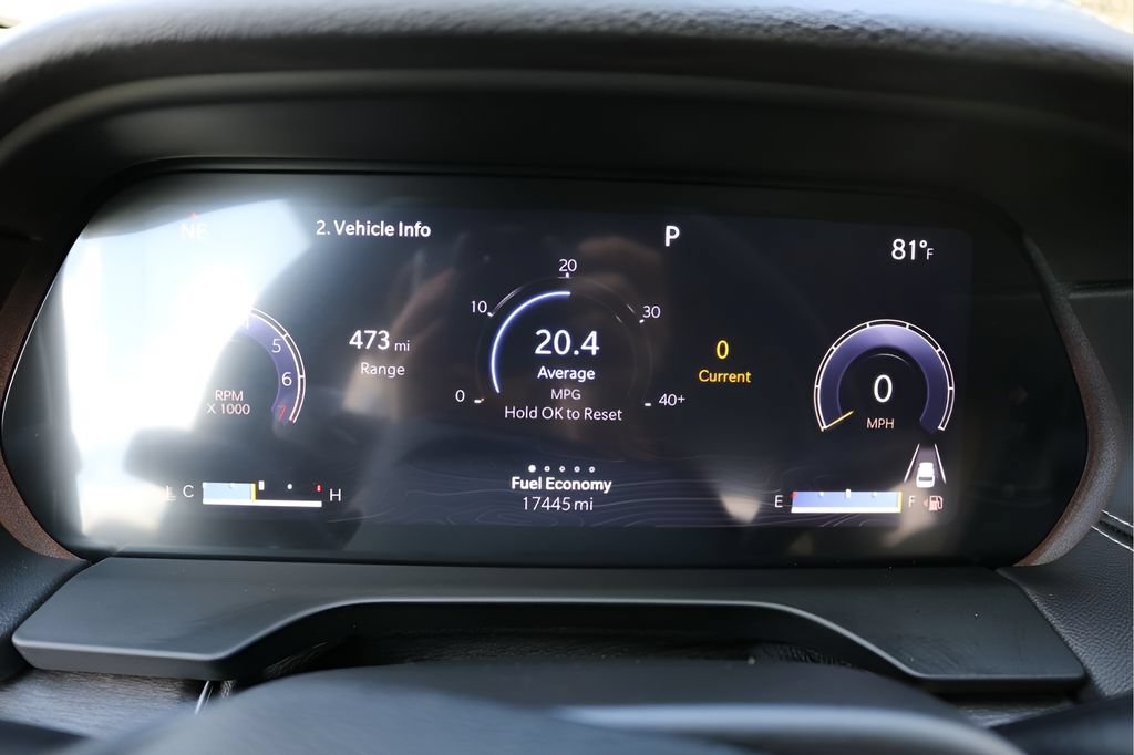 Used 2023 Jeep Grand Cherokee Limited RWD image 27