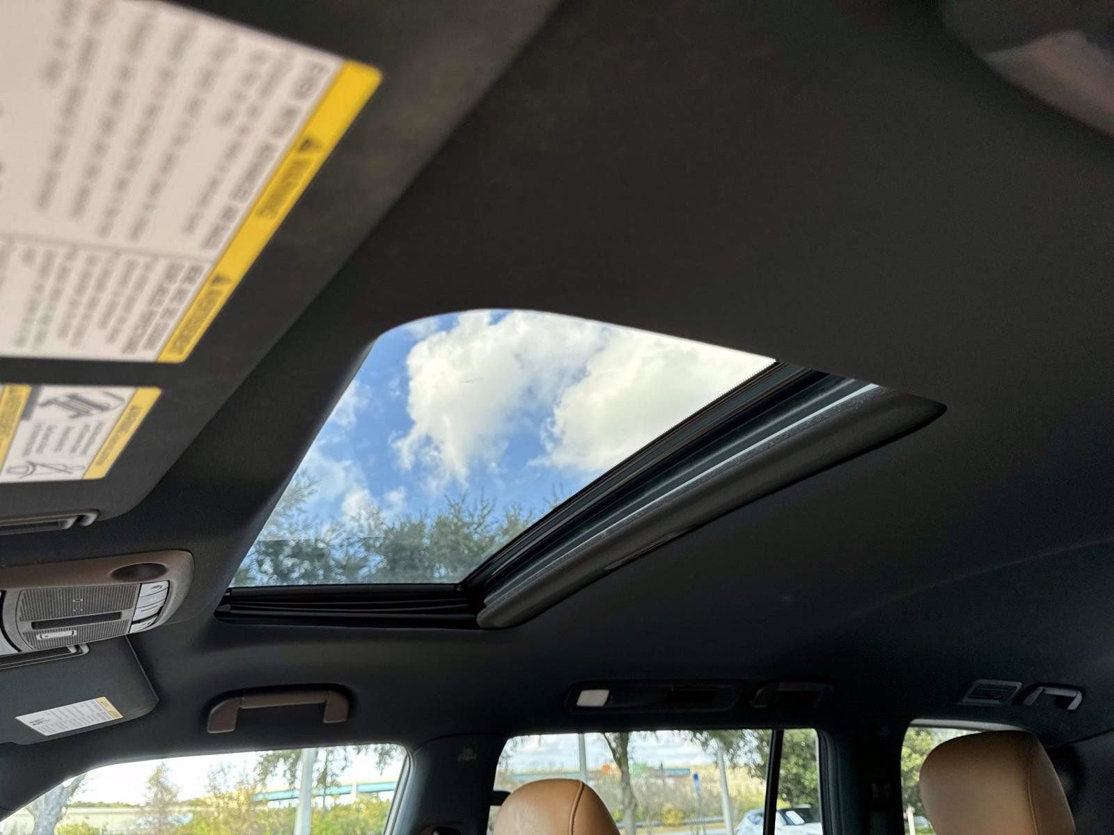 Certified 2024 INFINITI QX80 Sensory image 29