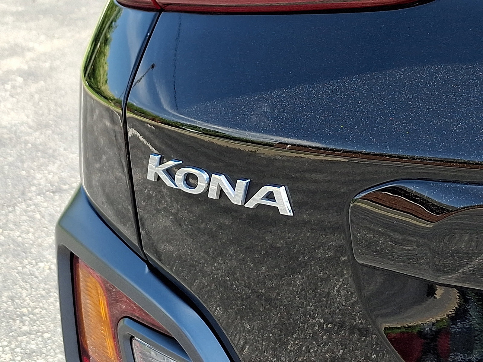 Used 2021 Hyundai Kona Night w/ Cargo Package AWD/4WD image 32