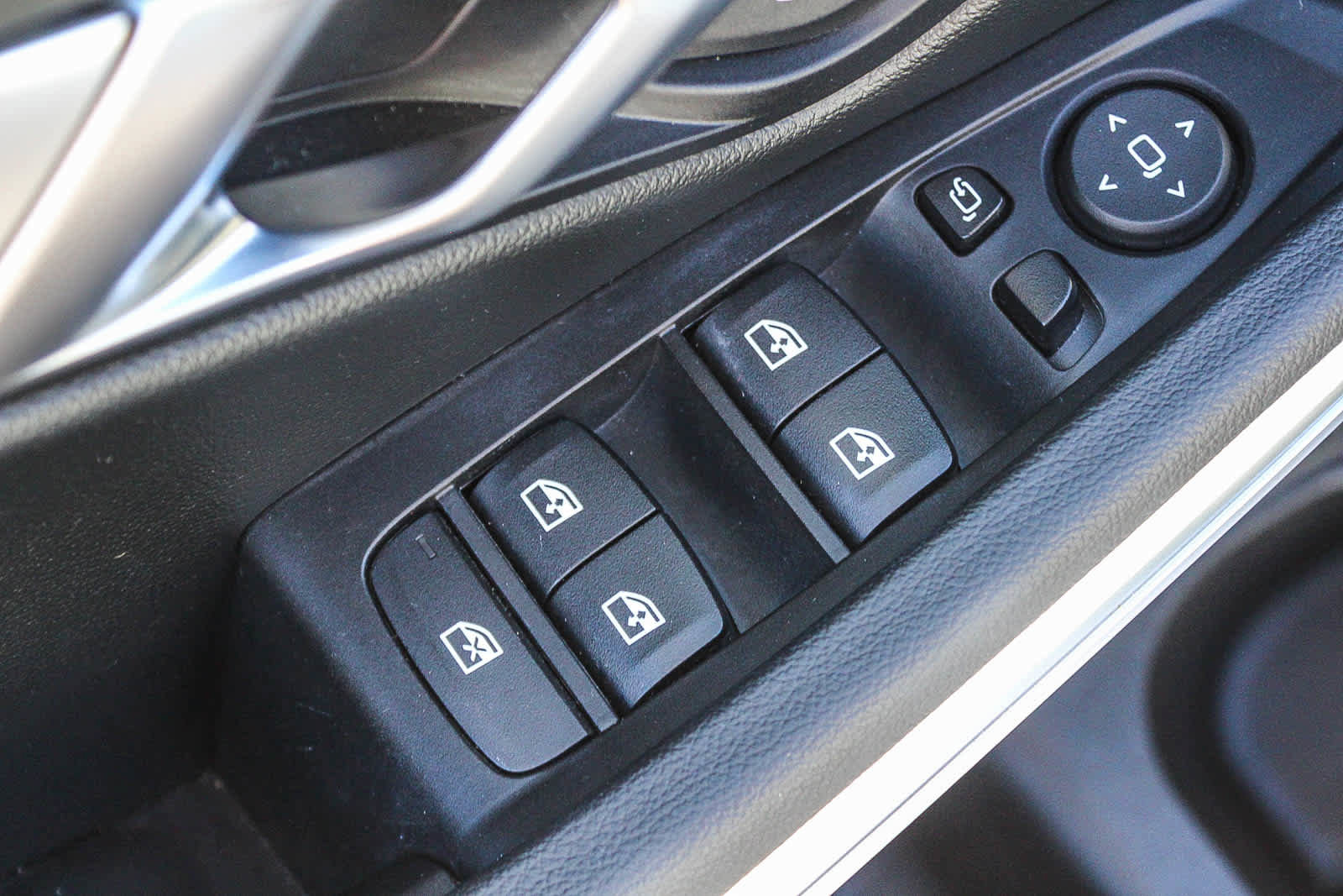 Certified 2023 BMW 330i Sedan image 20